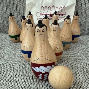 Sumo Champion Wooden Skittles Game - Natural Wood with Multicolor Belts